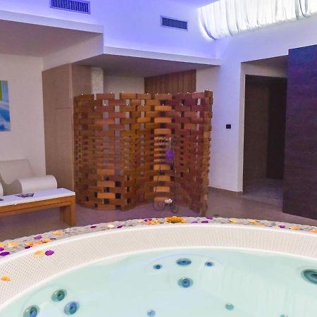 Baiamalva Resort Spa Porto Cesareo Exterior foto